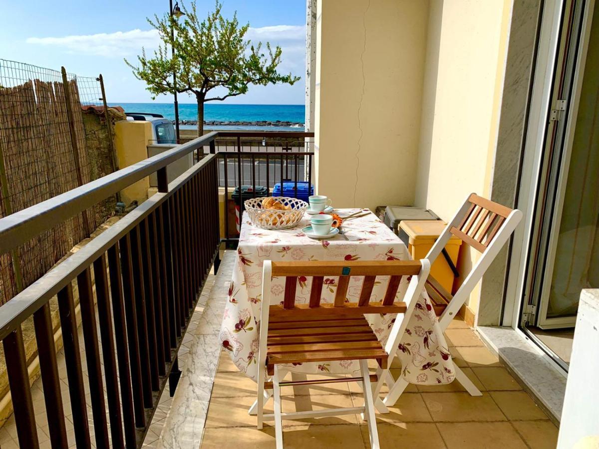 La Posidonia Sul Mare Apartment